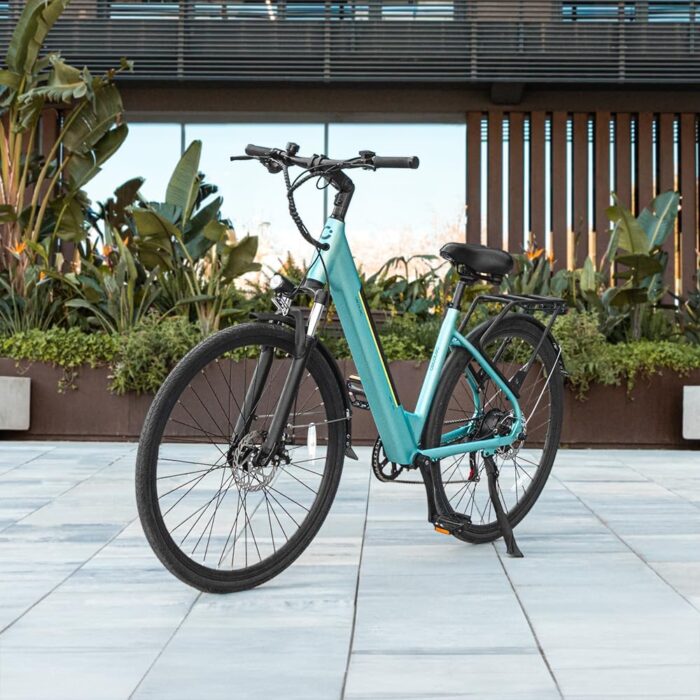 Cecotec Elektro-Stadtfahrrad Urban, 250W, 28-Zoll-Räder, 90 km Reichweite, 460 Wh Batterie, Vorderradfederung, 7-Gang-Shimano-Schaltung und Doppel-Hydraulikbremsscheiben