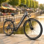 R1 E-Bike Damen 26 Zoll Tiefeinsteiger Trekkingrad E-Cityrad mit 36V 14.5Ah Wechselakku, Reichweite bis zu 110km, Hydraulische Scheibenbremsen, EU-konformes Ebike für Erwachsene